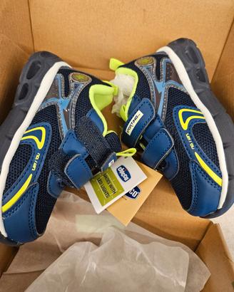 Scarpe Nuove Chicco con Luci n°24