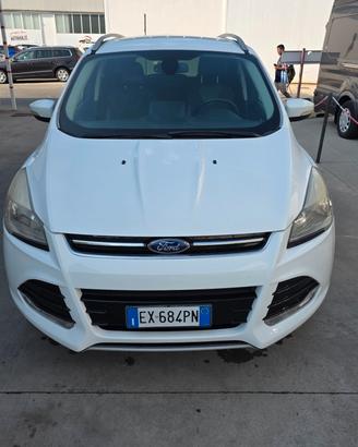 Ford Kuga 2.0 TDCI 4x4 Powershift Business FULL...
