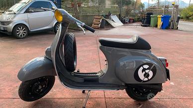 Piaggio Vespa 50 R Special