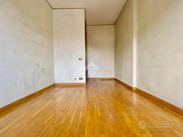 4 LOCALI A CROCETTA DEL MONTELLO