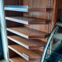 Scaffale rustico personalizzato