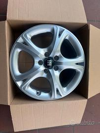 4 cerchi Nuovi 17 originali Fiat 500 X