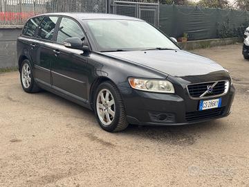 Volvo V50 D4 Momentum