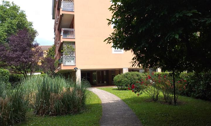 Quadrilocale Via Giacinto Bruzzesi 31 Milano