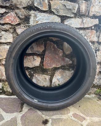 275/35 R20 Hankook WINTER ICEPT EVO 2 invernali