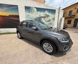Volkswagen T-Roc 1.0 tsi Life 110cv