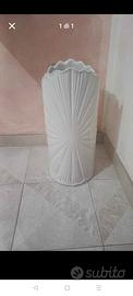 portaombrelli in ceramica bianca 