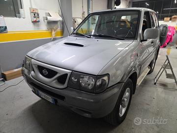Nissan Terrano II 2.7 Tdi 3 porte Luxury
