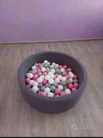 piscina con palline