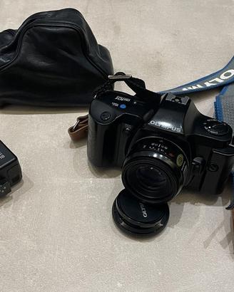 Olympus OM101 + Accessori