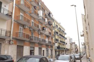 2 LOCALI A BISCEGLIE