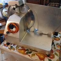 Affettatrice professionale 