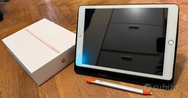 Ipad Wifi 8 Gen 32 GB con Penna