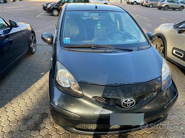 Toyota aygo 1a serie automatica