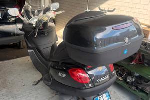 Piaggio x9 500