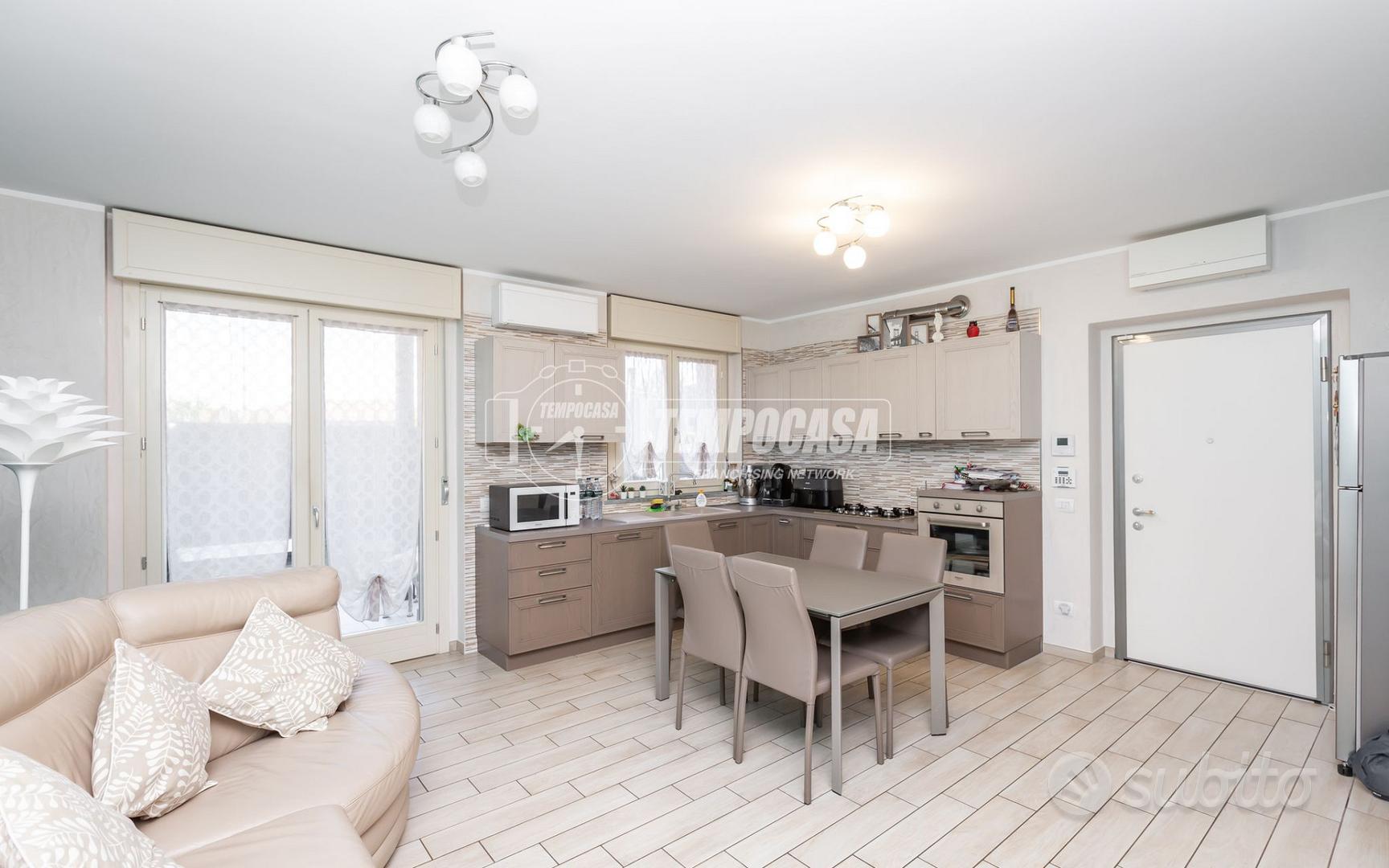 Apartment in Chieri, Torino - Vista 4