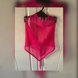 Top trasparente a fazzoletto rosa del brand Barbie
