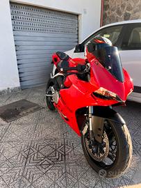Ducati 899
