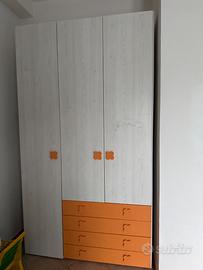 Armadio tre ante con cassettiera