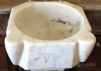 Lavabo in marmo