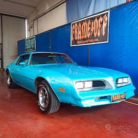 Pontiac firebird Esprit V8
