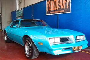 Pontiac firebird Esprit V8