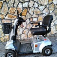 Scooter elettrico per anziani