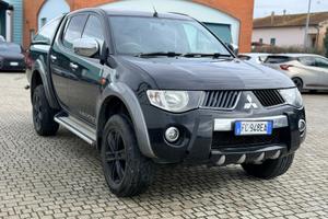 L200  guida a destra