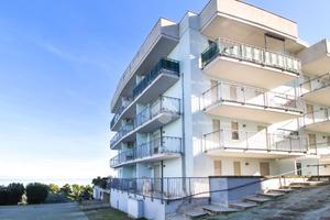 MONOLOCALE A TORTORETO