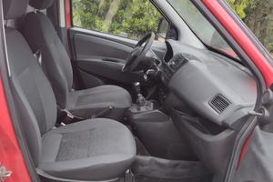 fiat doblo 2015