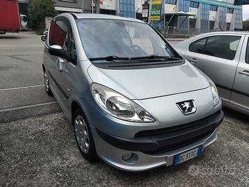 Peugeot 1007 - 2007