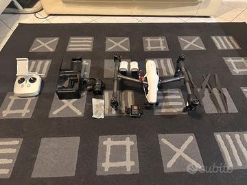 Dji inspire 1 pro con paracadute e 2 camere x5 4k