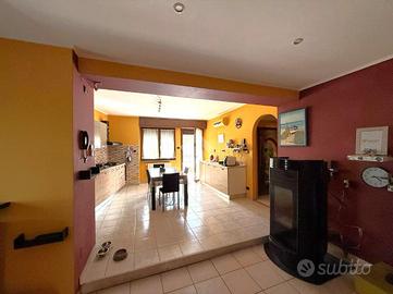 CASA SEMINDIPENDENTE A VEROLENGO