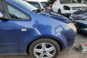 FORD FOCUS C-MAX 2006 - PARAFANGO DESTRO