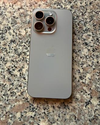 IPhone 15 Pro Titanio Naturale