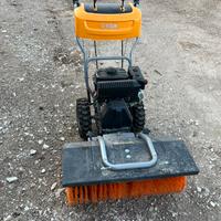 Spazzolatrice pulitrice semovente stiga