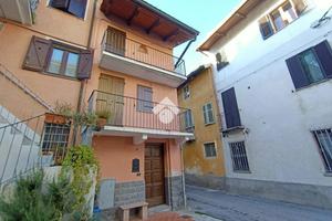 CASA SEMINDIPENDENTE A GASSINO TORINESE