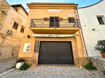 Locale commerciale a Partinico, Corso dei Mille