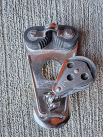 Bozzello con strozzascotte