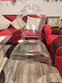 Sedie trasparenti di design eleganti 