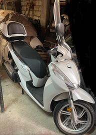 Sh 300