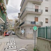 Locale commerciale /Ufficio