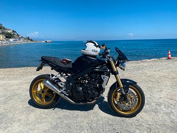 Triumph speedtriple 1050