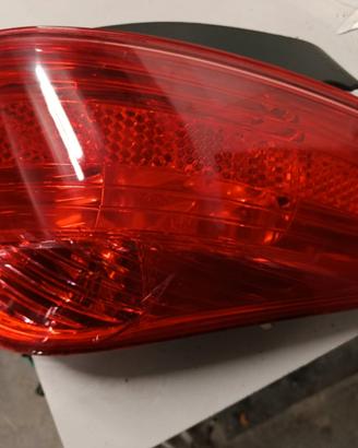 STOP A LED DX PEIGEOT 308 ANNO 2009