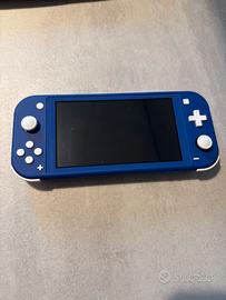 Nintendo Switch Lite + 2 giochi