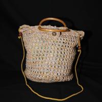 Borsa artigianale all'uncinetto