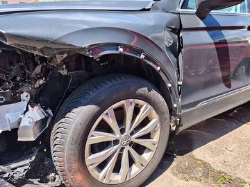 TIGUAN 2019 INCIDENTATA 86000 KM