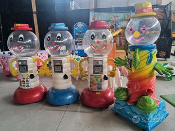 Distributore meccanico di palline