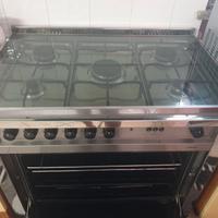 Piano cottura con compreso forno e kappa