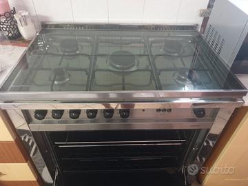 Piano cottura con compreso forno e kappa